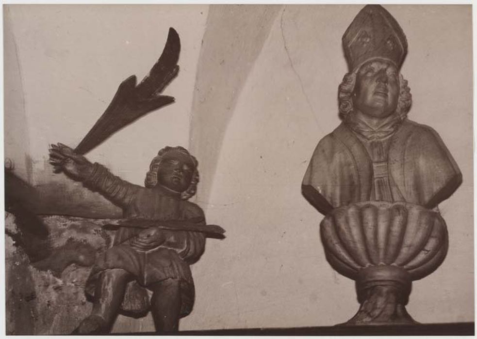 angelot avec palme et buste-reliquaire de saint Germain - © Ministère de la Culture (France), Médiathèque du patrimoine et de la photographie, diffusion GrandPalaisRmn Photo