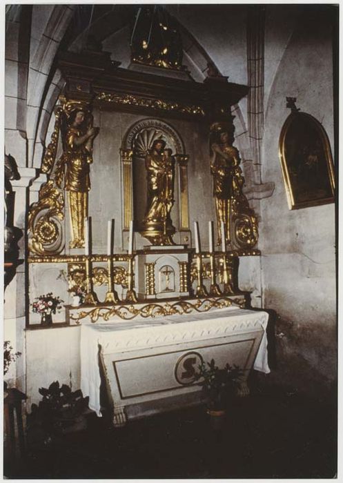 autel, tabernacle et retable de la chapelle Saint-Joseph, statue : Saint Joseph - © Ministère de la Culture (France), Médiathèque du patrimoine et de la photographie, diffusion GrandPalaisRmn Photo