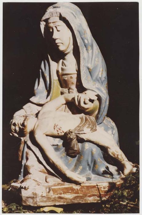 groupe sculpté : Vierge de Pitié - © Ministère de la Culture (France), Médiathèque du patrimoine et de la photographie, diffusion GrandPalaisRmn Photo