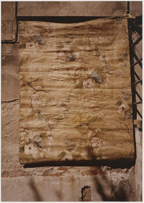 fragment de tenture : Fleurs et oiseaux - © Ministère de la Culture (France), Médiathèque du patrimoine et de la photographie, diffusion GrandPalaisRmn Photo