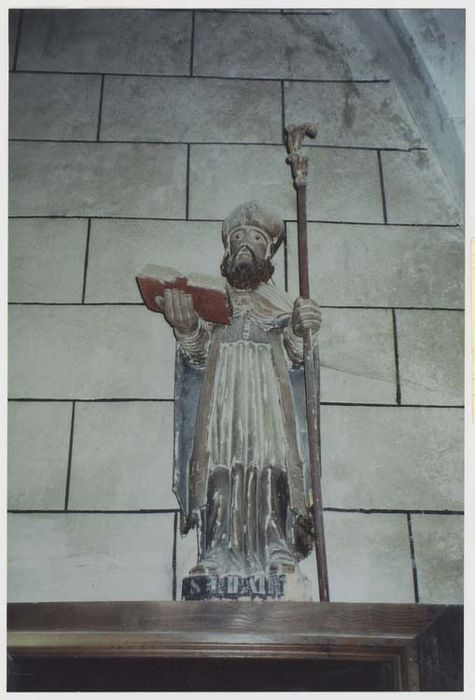 statue : Saint Hilaire
