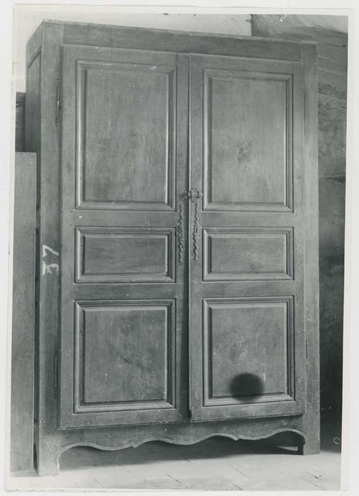 Armoire