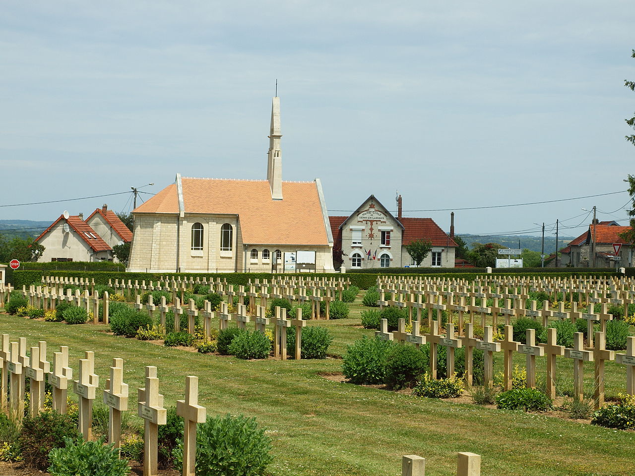 vue générale de la chapelle dans son environnement depuis le Sud-Ouest