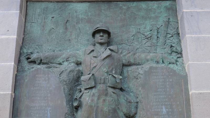 Monument aux morts de Mur-de-Barez