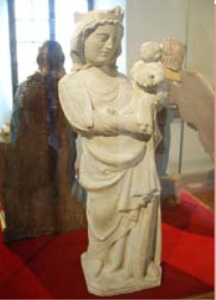 statue : Vierge à l’Enfant