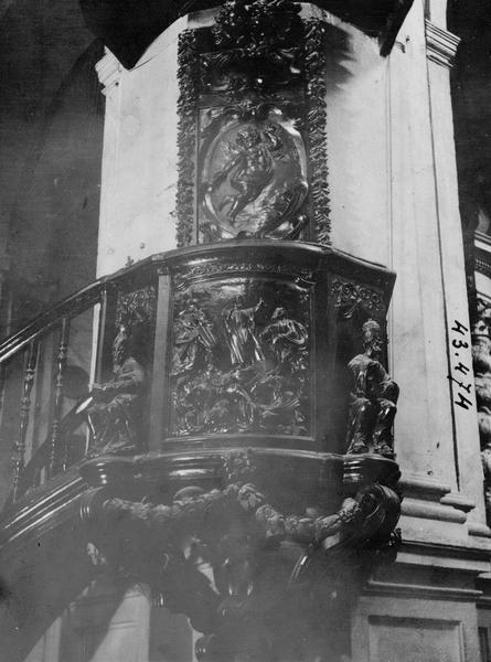 chaire à prêcher, vue partielle - © Ministère de la Culture (France), Médiathèque du patrimoine et de la photographie (objets mobiliers), tous droits réservés