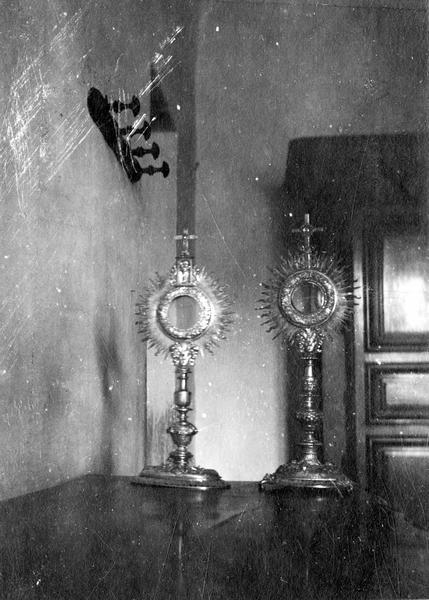 ostensoirs (2), vue générale - © Ministère de la Culture (France), Médiathèque du patrimoine et de la photographie (objets mobiliers), tous droits réservés