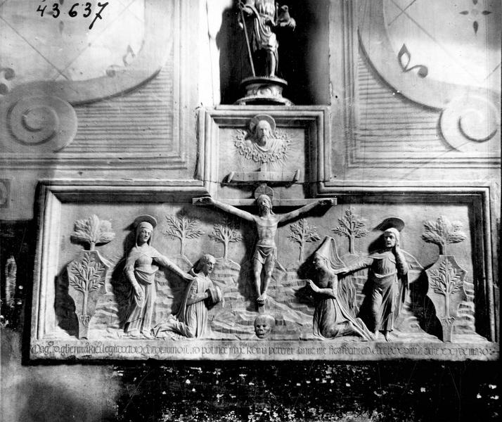 bas-relief de Guillaume de Rix, vue générale