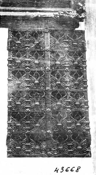 clôture de la chapelle des reliques (grille), vue partielle