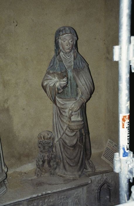 statue : Sainte Marthe