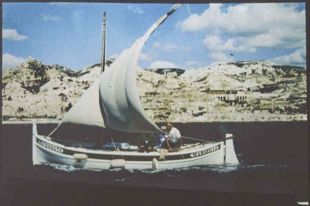 bateau de pêche, actuellement bateau de pêche et de plaisance : barquette dite Marie-Louise - © Ministère de la Culture (France), Médiathèque du patrimoine et de la photographie, diffusion RMN-GP