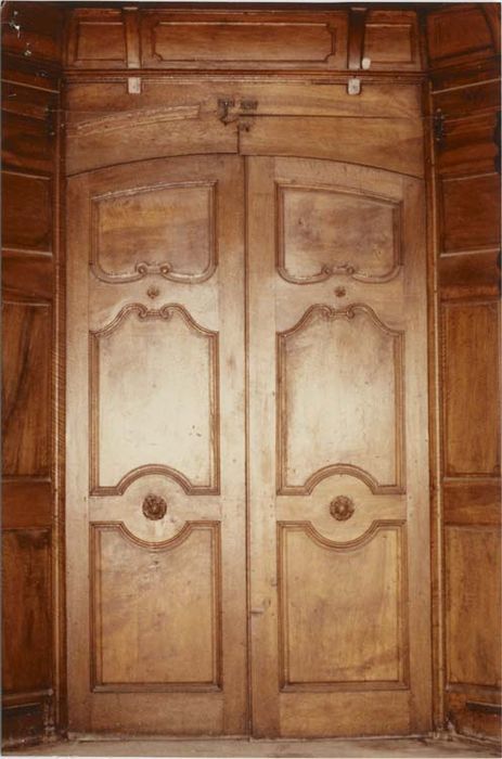 tambour de porte et plafond à caisson