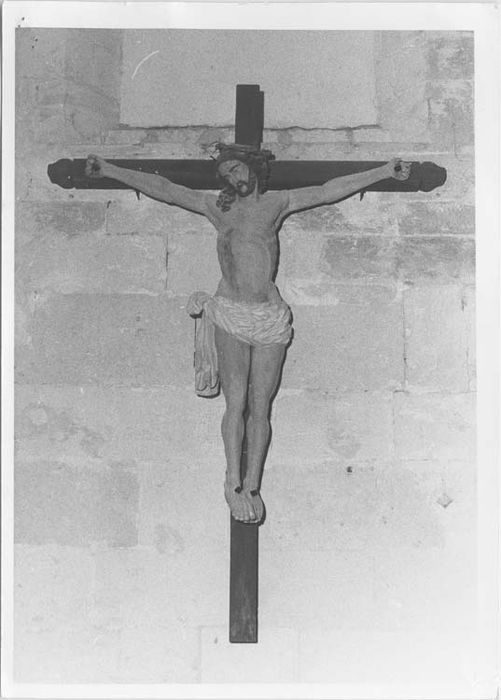 Croix : Christ en croix