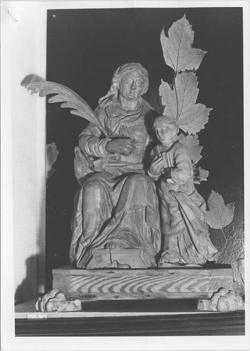 groupe sculpté : Sainte Anne et la Vierge