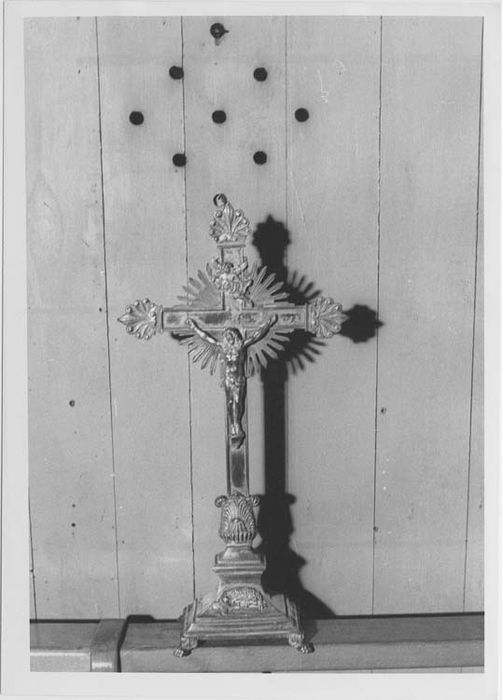 croix (crucifix)