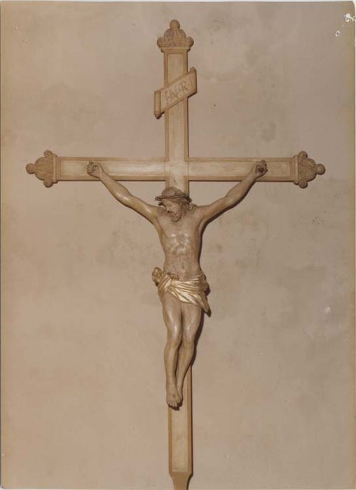 croix de procession de l'ancienne confrérie des Pénitents Blancs - © Ministère de la Culture (France), Médiathèque du patrimoine et de la photographie, Tous droits réservés