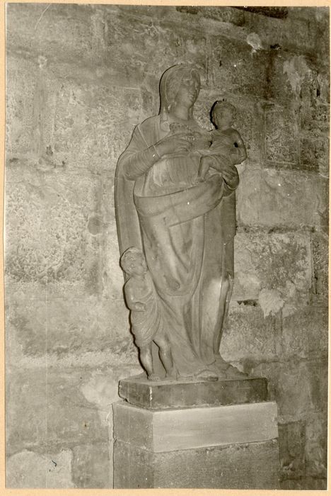 statue : Vierge à l'Enfant avec saint Jean-Baptiste