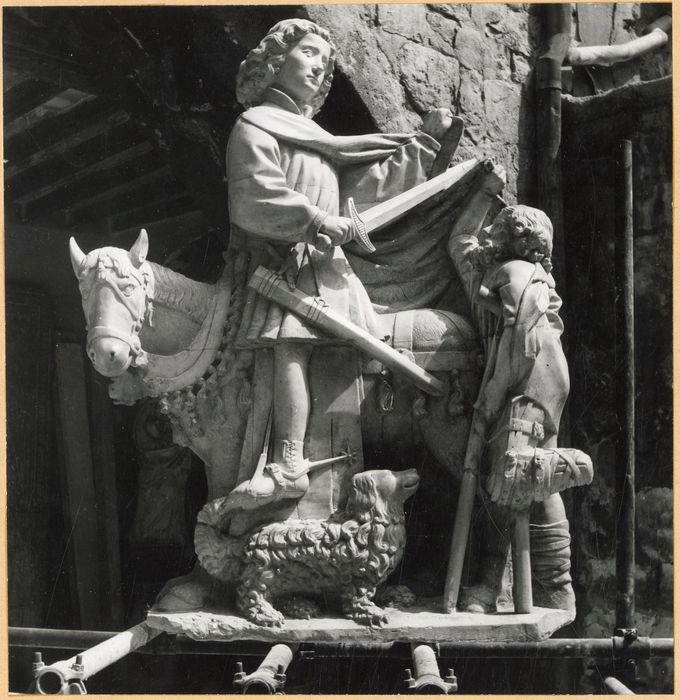 groupe sculpté : Charité de saint Martin