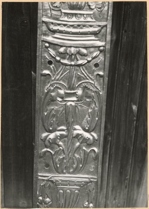 vantaux du portail ouest, détail des bronzes décoratifs