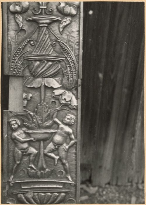 vantaux du portail ouest, détail des bronzes décoratifs