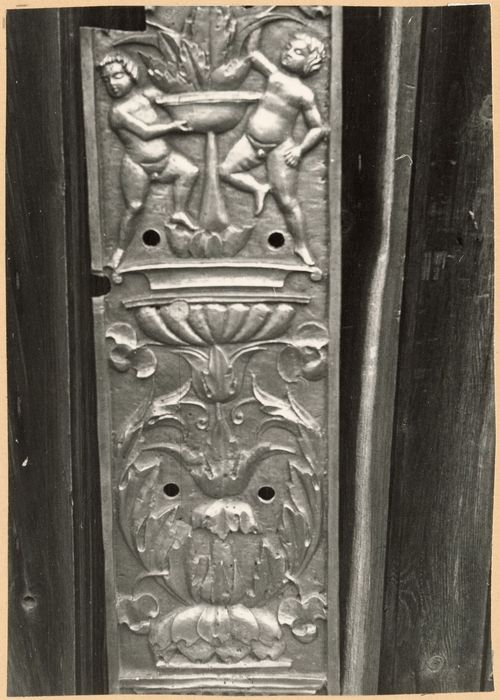 vantaux du portail ouest, détail des bronzes décoratifs