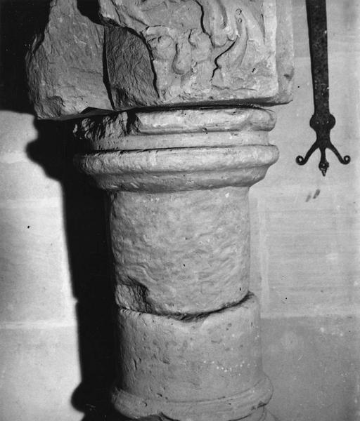 fragment de colonne d'époque gallo-romaine (n°13)