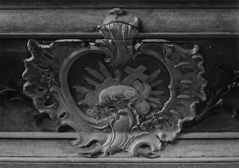 autel (maître-autel), détail du cartouche décoratif sur l'autel