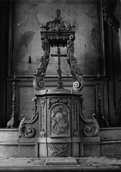 tabernacle à exposition baldaquin