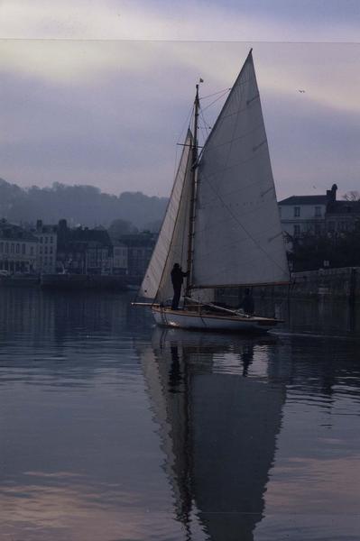 bateau de plaisance : sloop des Bermudes dit Sheena - © Ministère de la Culture (France), Médiathèque du patrimoine et de la photographie (objets mobiliers), tous droits réservés