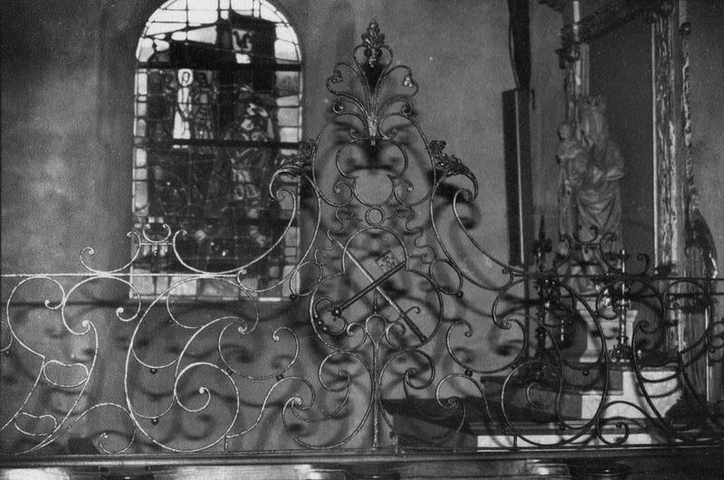 clôture latérales entre les chapelles nord et sud et le choeur