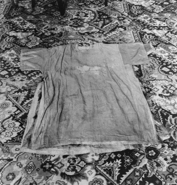 dalmaticelle ou petite dalmatique dite de saint Thomas Becket - © Ministère de la Culture (France), Médiathèque du patrimoine et de la photographie (objets mobiliers), tous droits réservés