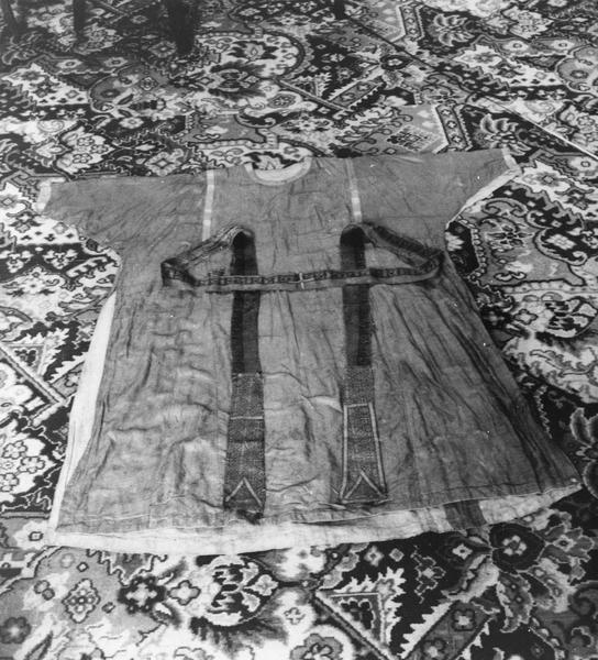 dalmaticelle ou petite dalmatique dite de saint Thomas Becket - © Ministère de la Culture (France), Médiathèque du patrimoine et de la photographie (objets mobiliers), tous droits réservés