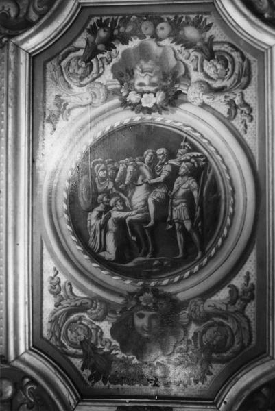 médaillon du plafond : Les guerriers rentrent en triomphateurs - © Ministère de la Culture (France), Médiathèque du patrimoine et de la photographie (objets mobiliers), tous droits réservés
