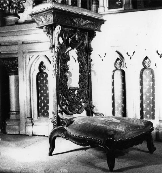 prie-Dieu - © Ministère de la Culture (France), Médiathèque du patrimoine et de la photographie (objets mobiliers), tous droits réservés