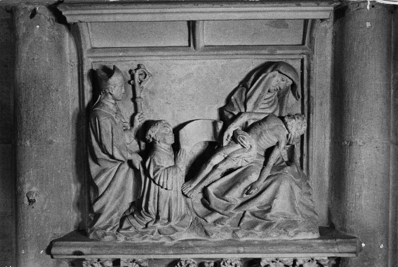 demi-relief (monument funéraire) : saint Martin intercède auprès de la Vierge de Pitié pour un ecclésiastique