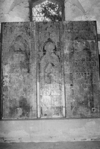 plates-tombes, des seigneurs d'Argouges - © Ministère de la Culture (France), Médiathèque du patrimoine et de la photographie (objets mobiliers), tous droits réservés