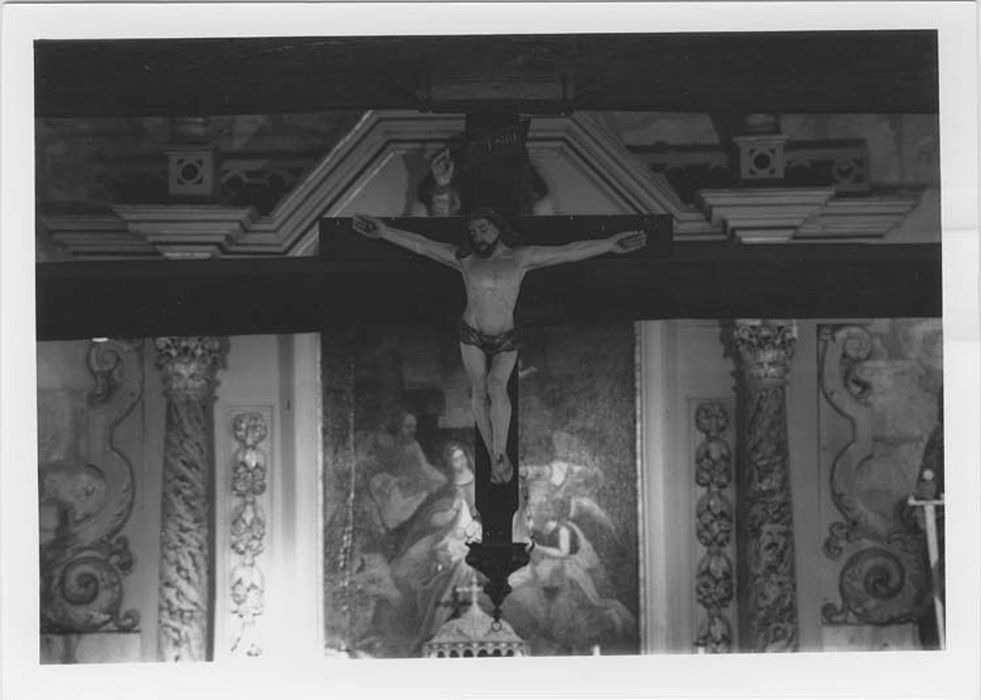 statue de poutre de gloire : Christ en croix