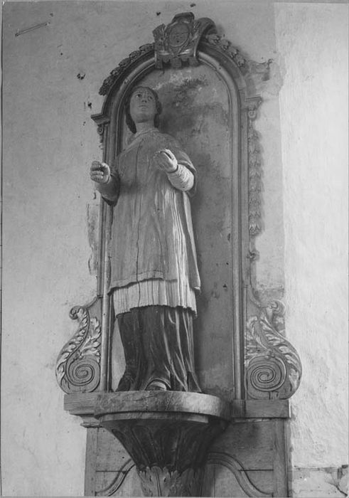 statue : Saint-Etienne diacre