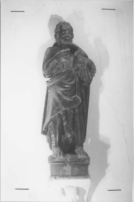 statue : Saint Jean Baptiste