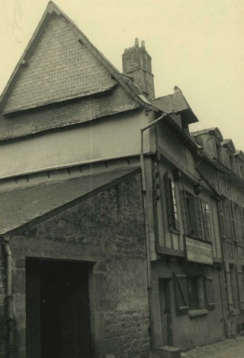 façade sur rue, vue générale