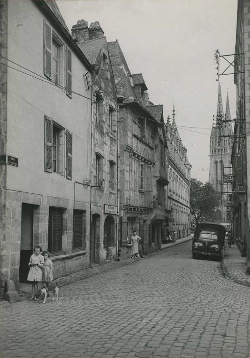 façades sur rue, vue générale