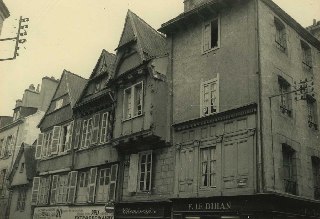 façades sur rue, vue générale