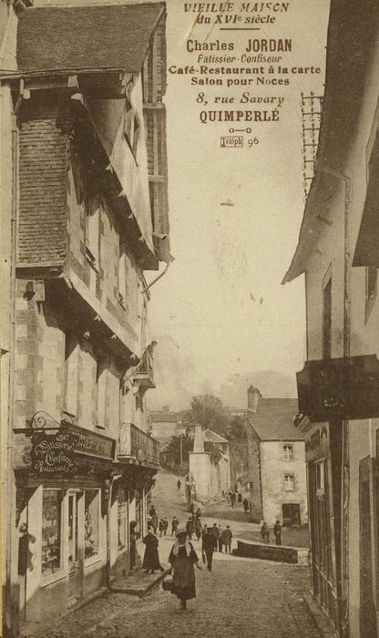 vue générale des façades sur rue