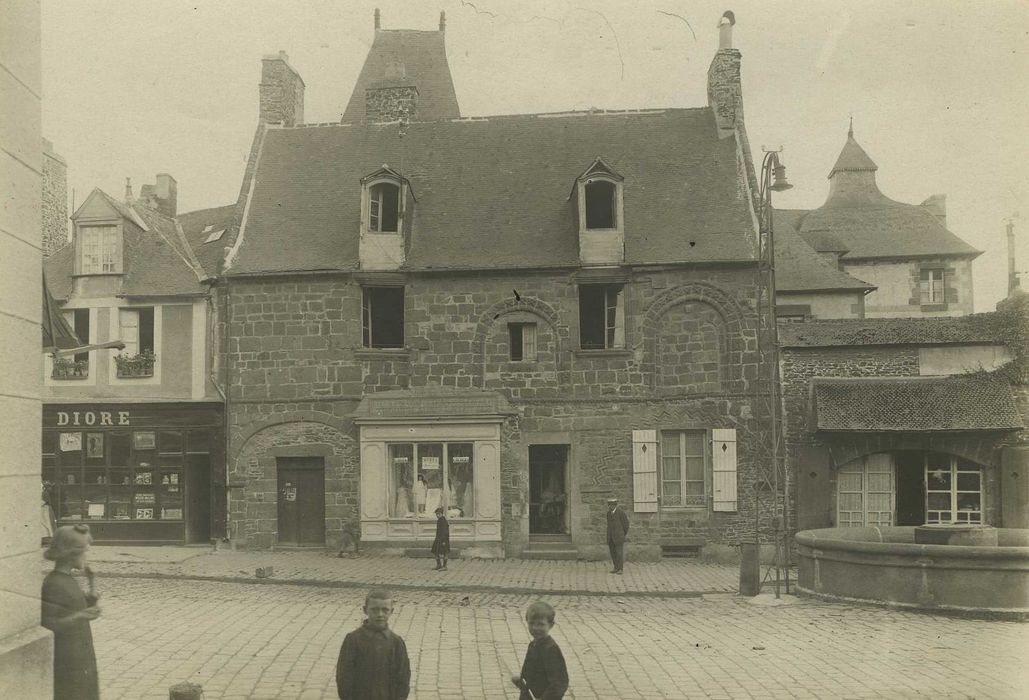 façade Nord sur rue, vue générale