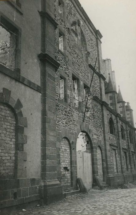 façade du croisillon Nord, vue générale