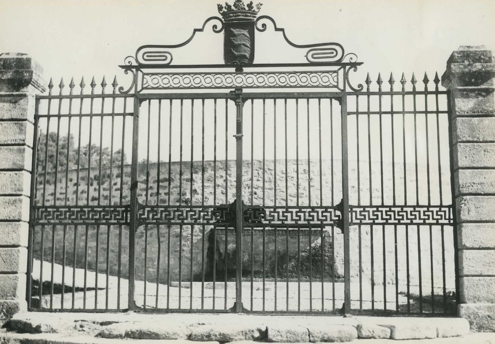 grille sud du jardin, vue générale