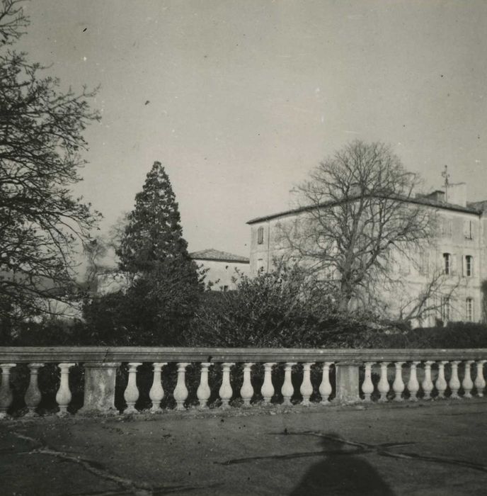 terrasse, vue partielle