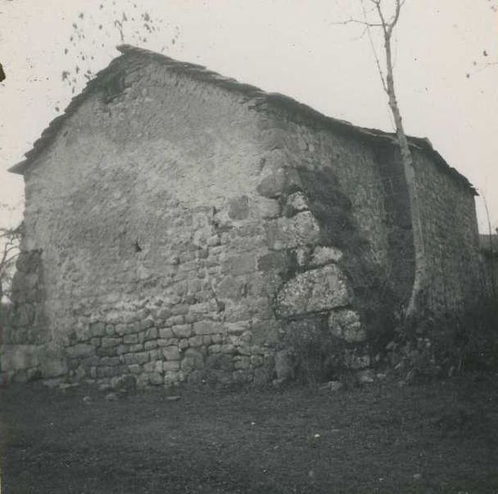 chapelle d’Apilhac : chevet, vue générale