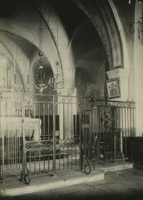 chapelle des pénitents : choeur, vue partielle