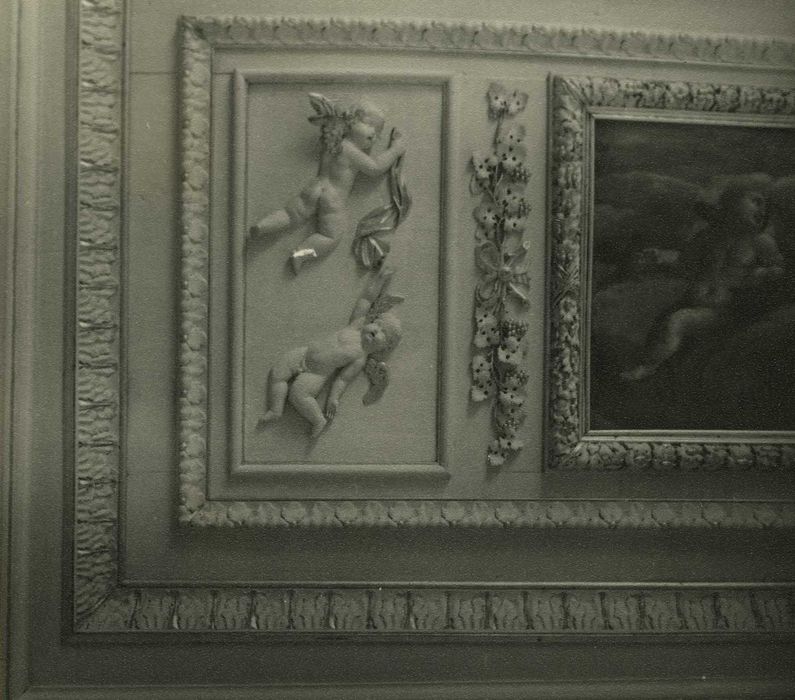 Château du Bourg : Grand salon, plafond, détail